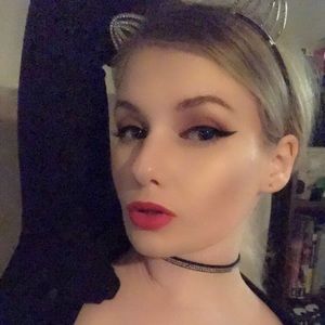 Meet your Posher, Haleigh